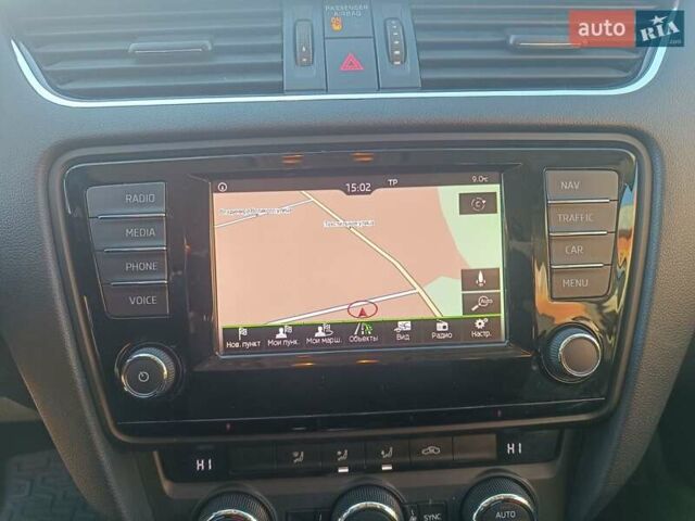 Серый Шкода Октавия, объемом двигателя 2 л и пробегом 290 тыс. км за 12499 $, фото 31 на Automoto.ua