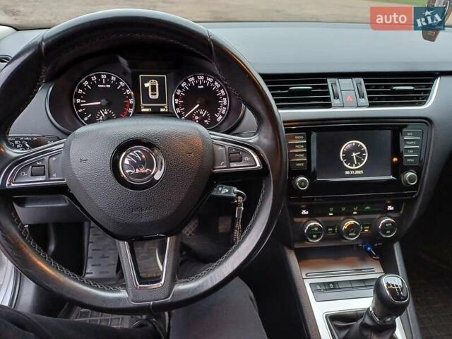 Серый Шкода Октавия, объемом двигателя 1.6 л и пробегом 287 тыс. км за 11300 $, фото 12 на Automoto.ua