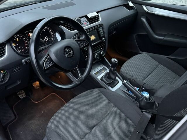 Серый Шкода Октавия, объемом двигателя 1.6 л и пробегом 275 тыс. км за 10200 $, фото 12 на Automoto.ua