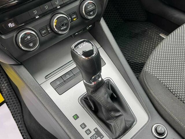 Сірий Шкода Октавія, об'ємом двигуна 1.6 л та пробігом 305 тис. км за 11600 $, фото 13 на Automoto.ua