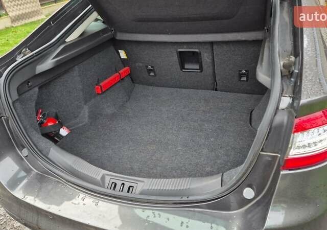 Сірий Шкода Октавія, об'ємом двигуна 2 л та пробігом 245 тис. км за 9333 $, фото 16 на Automoto.ua