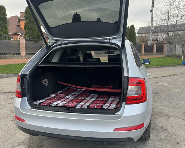 Сірий Шкода Октавія, об'ємом двигуна 1.97 л та пробігом 291 тис. км за 13800 $, фото 1 на Automoto.ua