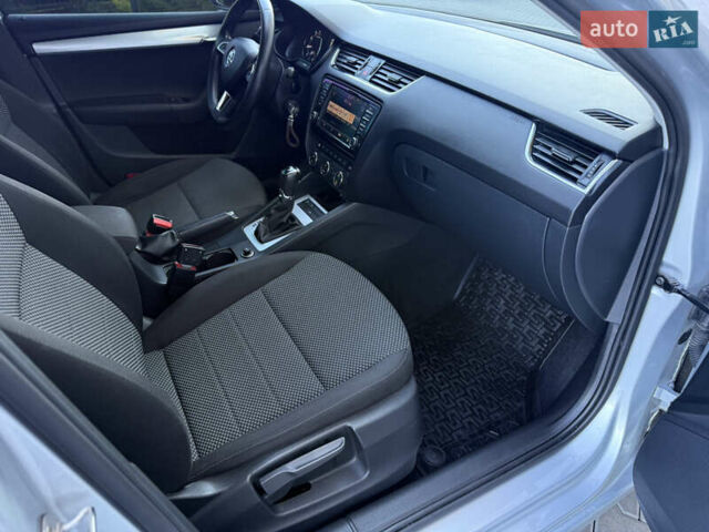 Серый Шкода Октавия, объемом двигателя 1.8 л и пробегом 236 тыс. км за 12700 $, фото 50 на Automoto.ua