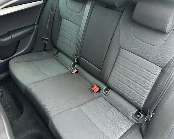 Серый Шкода Октавия, объемом двигателя 2 л и пробегом 229 тыс. км за 11750 $, фото 30 на Automoto.ua