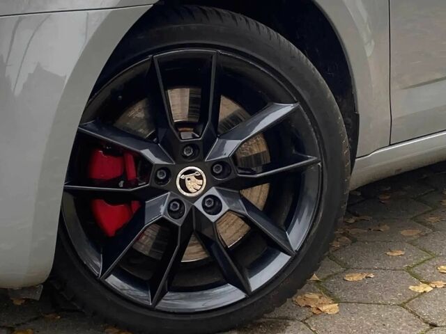 Серый Шкода Октавия, объемом двигателя 2 л и пробегом 70 тыс. км за 5900 $, фото 13 на Automoto.ua