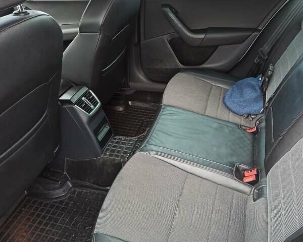 Серый Шкода Октавия, объемом двигателя 1.6 л и пробегом 253 тыс. км за 12300 $, фото 11 на Automoto.ua