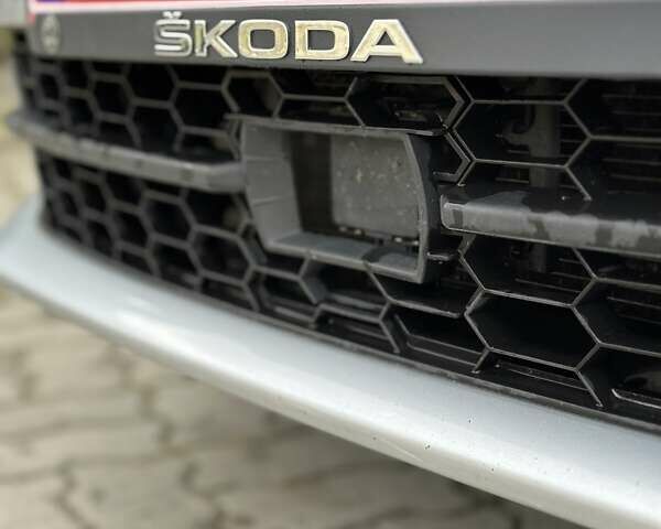 Шкода Октавия 2015 в Стрые на Automoto.ua Серый Шкода Октавия, объемом двигателя 1.97 л и пробегом 232 тыс. км за 13350 $, фото 15 на Automoto.ua