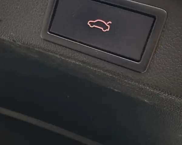 Серый Шкода Октавия, объемом двигателя 2 л и пробегом 284 тыс. км за 11800 $, фото 3 на Automoto.ua