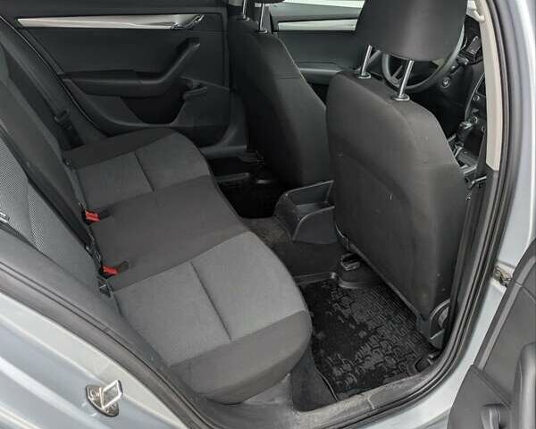 Сірий Шкода Октавія, об'ємом двигуна 1.6 л та пробігом 316 тис. км за 8700 $, фото 6 на Automoto.ua