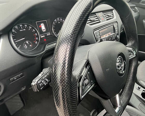 Серый Шкода Октавия, объемом двигателя 1.97 л и пробегом 239 тыс. км за 12500 $, фото 16 на Automoto.ua