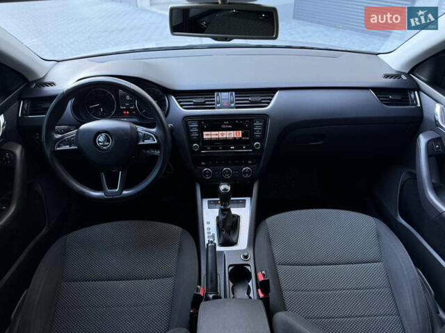 Серый Шкода Октавия, объемом двигателя 1.8 л и пробегом 236 тыс. км за 12700 $, фото 35 на Automoto.ua