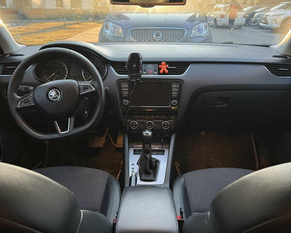 Сірий Шкода Октавія, об'ємом двигуна 1.97 л та пробігом 267 тис. км за 13299 $, фото 21 на Automoto.ua