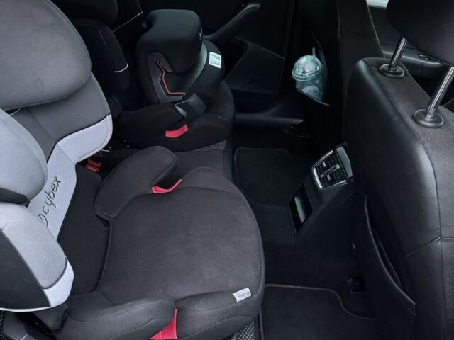 Серый Шкода Октавия, объемом двигателя 1.6 л и пробегом 275 тыс. км за 10200 $, фото 6 на Automoto.ua