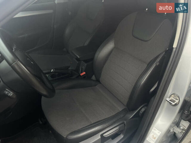 Серый Шкода Октавия, объемом двигателя 1.97 л и пробегом 322 тыс. км за 11600 $, фото 6 на Automoto.ua