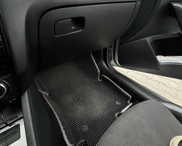 Сірий Шкода Октавія, об'ємом двигуна 1.97 л та пробігом 267 тис. км за 13299 $, фото 16 на Automoto.ua