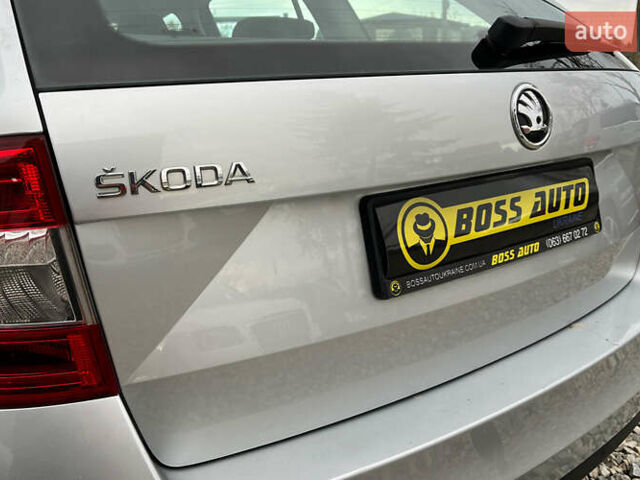 Серый Шкода Октавия, объемом двигателя 1.6 л и пробегом 305 тыс. км за 11600 $, фото 26 на Automoto.ua