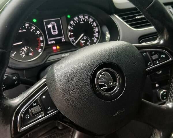 Серый Шкода Октавия, объемом двигателя 1.6 л и пробегом 262 тыс. км за 8500 $, фото 7 на Automoto.ua