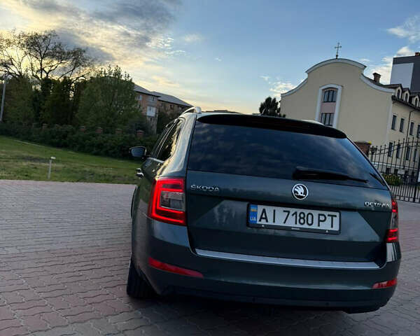 Сірий Шкода Октавія, об'ємом двигуна 1.6 л та пробігом 230 тис. км за 12100 $, фото 5 на Automoto.ua
