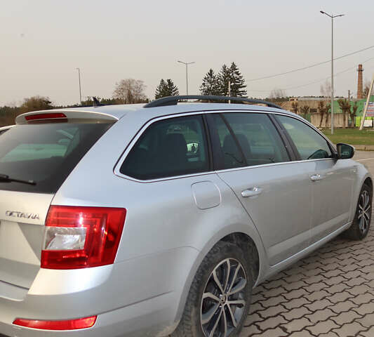 Сірий Шкода Октавія, об'ємом двигуна 1.6 л та пробігом 215 тис. км за 11700 $, фото 4 на Automoto.ua