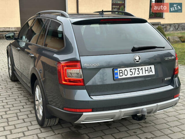 Серый Шкода Октавия, объемом двигателя 2 л и пробегом 262 тыс. км за 15750 $, фото 3 на Automoto.ua