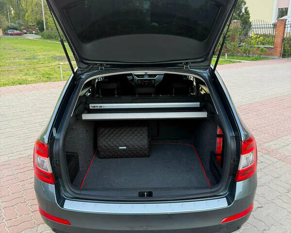 Сірий Шкода Октавія, об'ємом двигуна 1.6 л та пробігом 230 тис. км за 12100 $, фото 9 на Automoto.ua