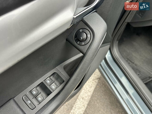 Сірий Шкода Октавія, об'ємом двигуна 1.6 л та пробігом 232 тис. км за 12400 $, фото 40 на Automoto.ua