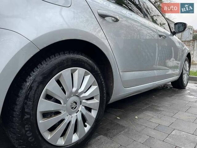 Серый Шкода Октавия, объемом двигателя 1.6 л и пробегом 228 тыс. км за 11300 $, фото 9 на Automoto.ua