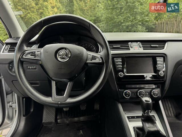 Серый Шкода Октавия, объемом двигателя 1.6 л и пробегом 241 тыс. км за 12500 $, фото 36 на Automoto.ua