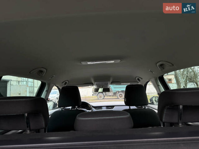 Сірий Шкода Октавія, об'ємом двигуна 2 л та пробігом 210 тис. км за 14900 $, фото 99 на Automoto.ua