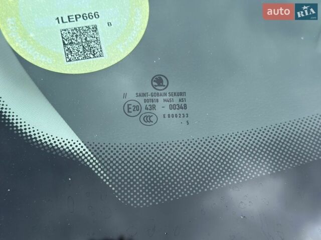 Серый Шкода Октавия, объемом двигателя 1.6 л и пробегом 235 тыс. км за 9700 $, фото 55 на Automoto.ua