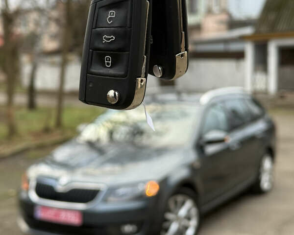 Сірий Шкода Октавія, об'ємом двигуна 2 л та пробігом 210 тис. км за 14900 $, фото 149 на Automoto.ua