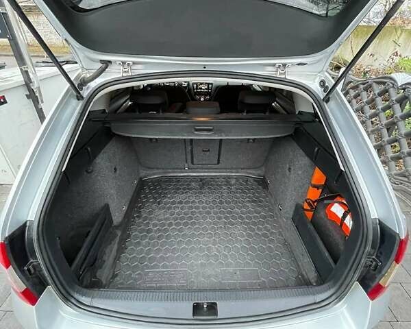 Серый Шкода Октавия, объемом двигателя 1.6 л и пробегом 228 тыс. км за 11300 $, фото 25 на Automoto.ua