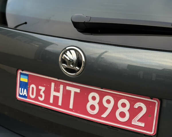 Сірий Шкода Октавія, об'ємом двигуна 2 л та пробігом 210 тис. км за 14900 $, фото 34 на Automoto.ua