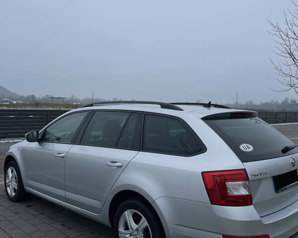 Шкода Октавия 2016 в Мукачеве на Automoto.ua Серый Шкода Октавия, объемом двигателя 1.6 л и пробегом 211 тыс. км за 10500 $, фото 8 на Automoto.ua