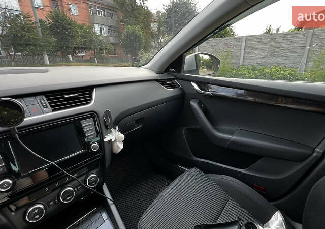 Серый Шкода Октавия, объемом двигателя 1.6 л и пробегом 294 тыс. км за 12900 $, фото 8 на Automoto.ua