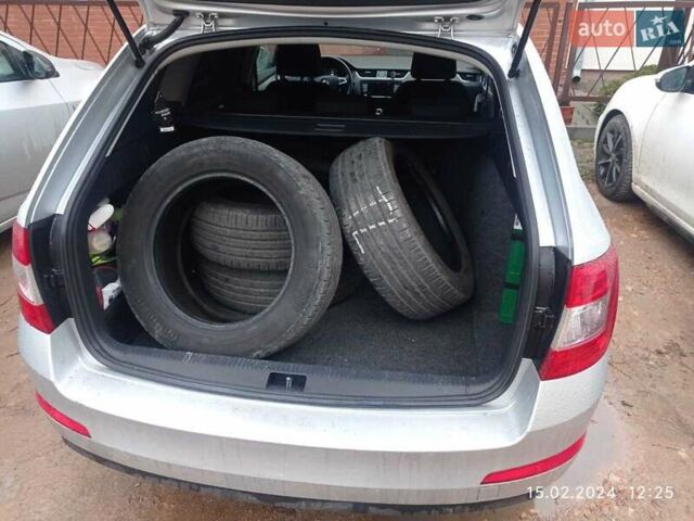 Серый Шкода Октавия, объемом двигателя 1.6 л и пробегом 264 тыс. км за 11900 $, фото 18 на Automoto.ua