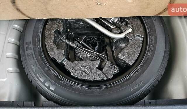 Серый Шкода Октавия, объемом двигателя 1.6 л и пробегом 255 тыс. км за 11300 $, фото 12 на Automoto.ua