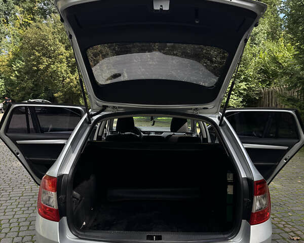 Серый Шкода Октавия, объемом двигателя 1.6 л и пробегом 241 тыс. км за 12500 $, фото 23 на Automoto.ua