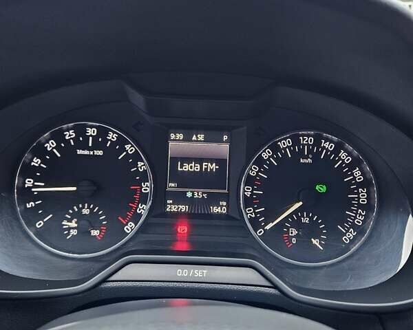 Серый Шкода Октавия, объемом двигателя 1.6 л и пробегом 232 тыс. км за 11200 $, фото 16 на Automoto.ua