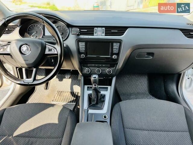 Сірий Шкода Октавія, об'ємом двигуна 1.6 л та пробігом 297 тис. км за 9000 $, фото 28 на Automoto.ua