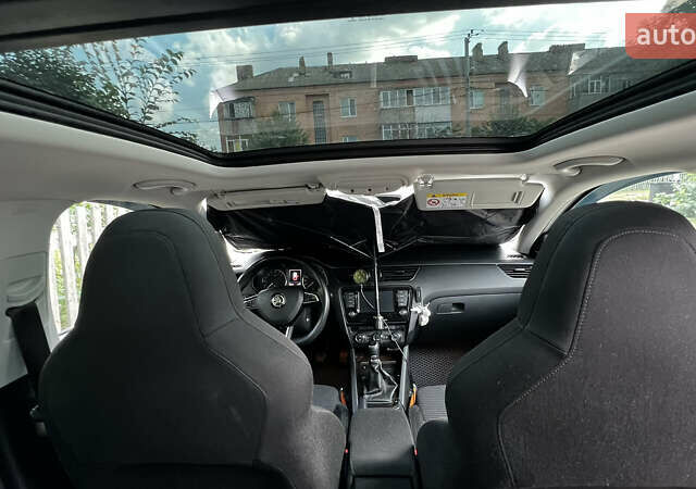 Серый Шкода Октавия, объемом двигателя 1.6 л и пробегом 294 тыс. км за 12900 $, фото 5 на Automoto.ua