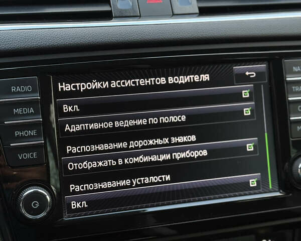 Сірий Шкода Октавія, об'ємом двигуна 2 л та пробігом 210 тис. км за 14900 $, фото 83 на Automoto.ua