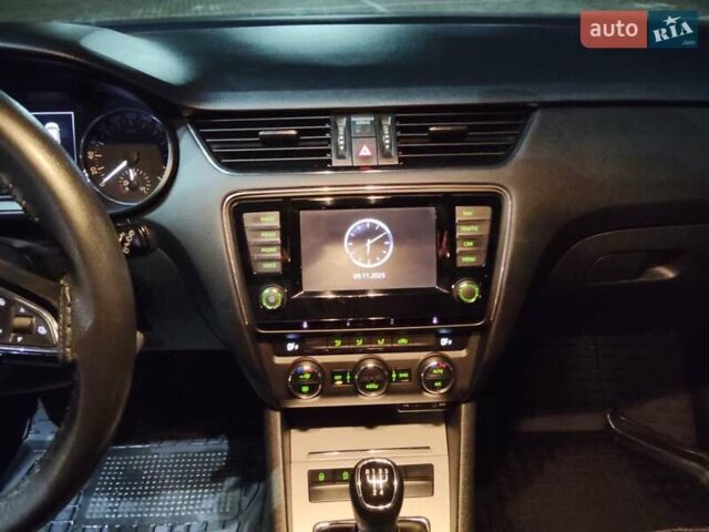 Серый Шкода Октавия, объемом двигателя 1.6 л и пробегом 288 тыс. км за 10000 $, фото 22 на Automoto.ua