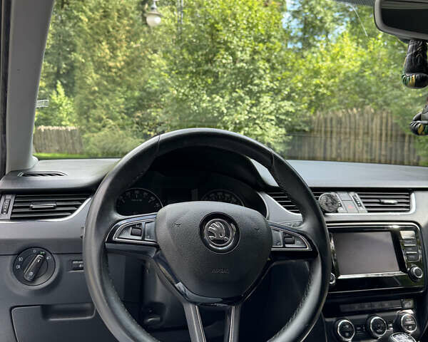 Серый Шкода Октавия, объемом двигателя 1.6 л и пробегом 241 тыс. км за 12500 $, фото 17 на Automoto.ua