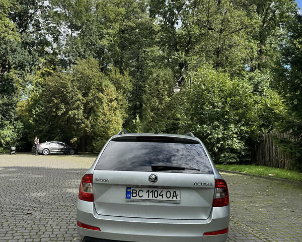 Серый Шкода Октавия, объемом двигателя 1.6 л и пробегом 241 тыс. км за 12500 $, фото 6 на Automoto.ua