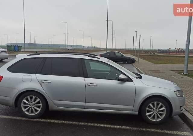 Серый Шкода Октавия, объемом двигателя 1.6 л и пробегом 264 тыс. км за 11900 $, фото 2 на Automoto.ua