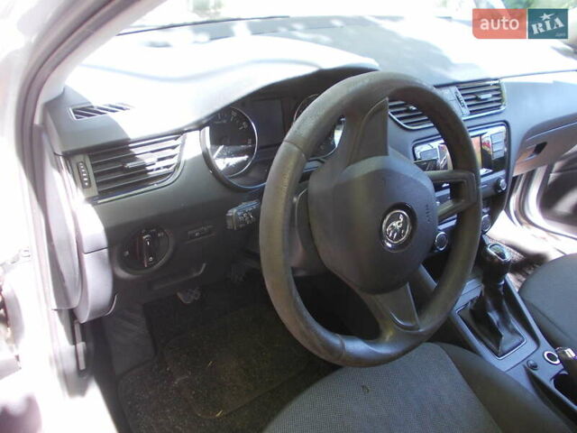 Сірий Шкода Октавія, об'ємом двигуна 1.4 л та пробігом 290 тис. км за 9870 $, фото 6 на Automoto.ua