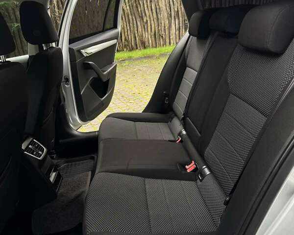 Серый Шкода Октавия, объемом двигателя 1.6 л и пробегом 241 тыс. км за 12500 $, фото 33 на Automoto.ua