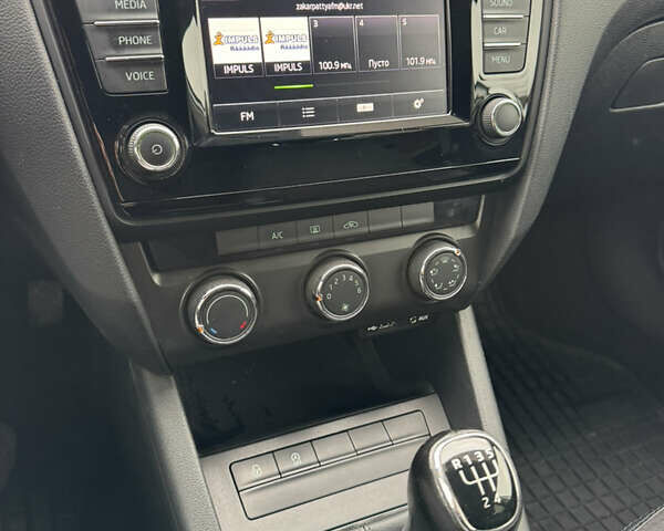 Серый Шкода Октавия, объемом двигателя 1.6 л и пробегом 271 тыс. км за 9799 $, фото 19 на Automoto.ua