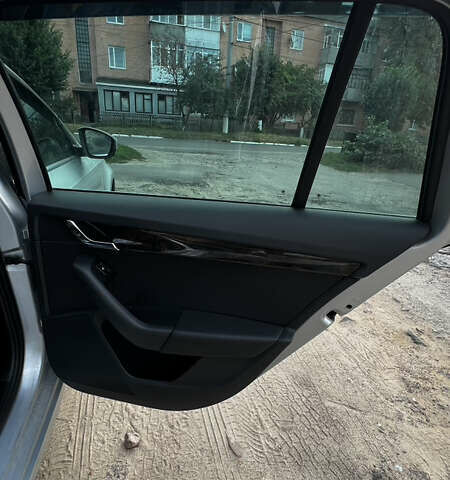 Серый Шкода Октавия, объемом двигателя 1.6 л и пробегом 294 тыс. км за 12900 $, фото 19 на Automoto.ua